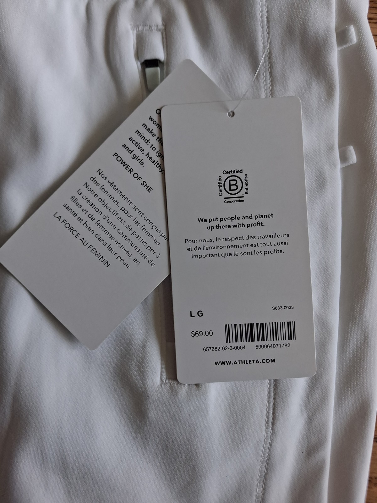 NWT Athleta Fairway Golf Skort 18” Built-in Shorts White Womens Sz L