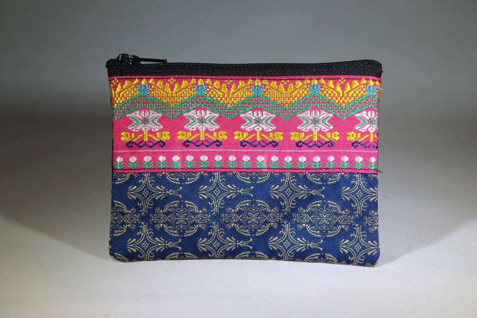 Coin Purse /Pouch/Change Holder