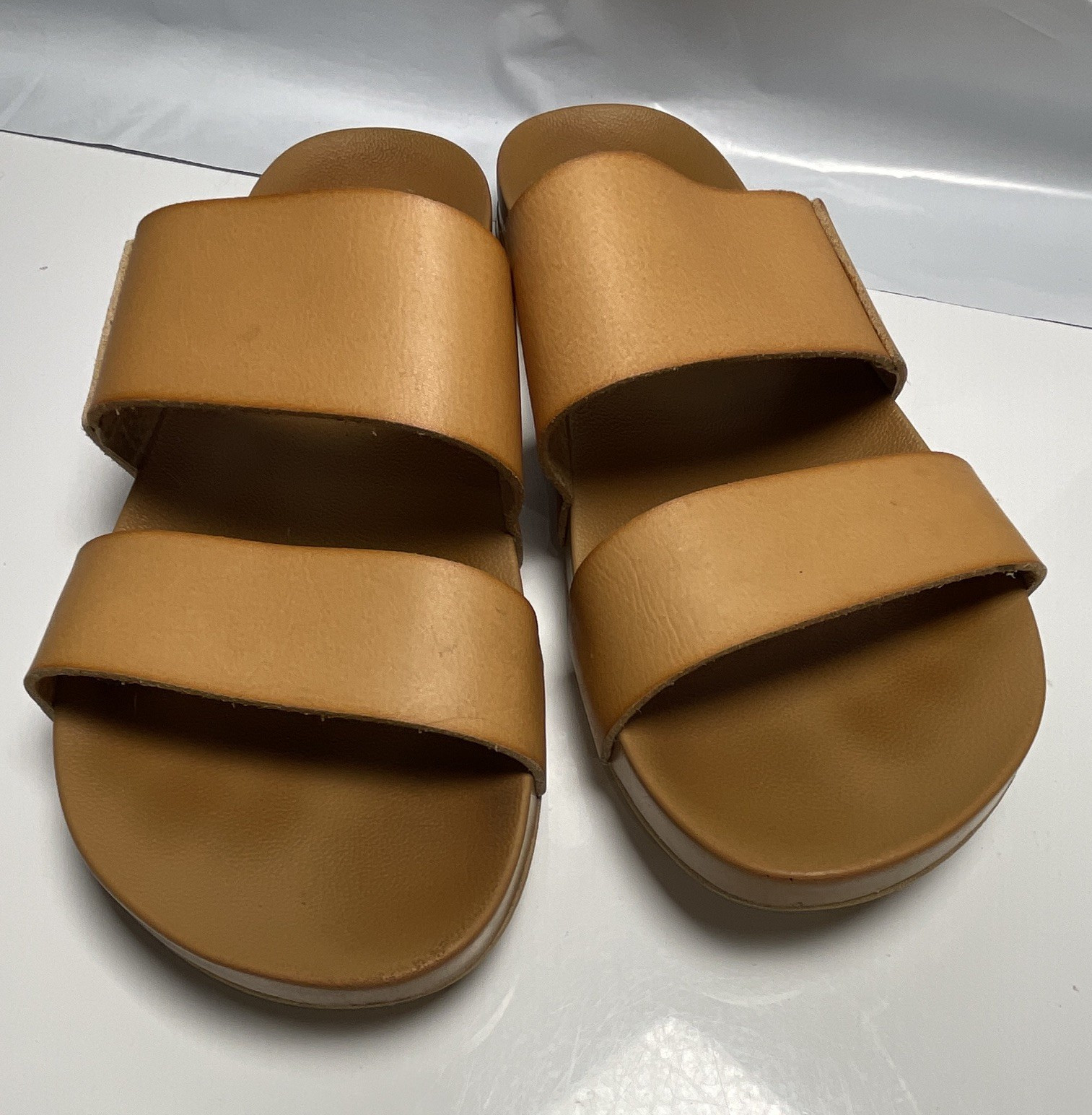 Reef Women’s Tan Slide Sandals Cushioned Slip On Synthetic Rubber US 7 EU 37.5