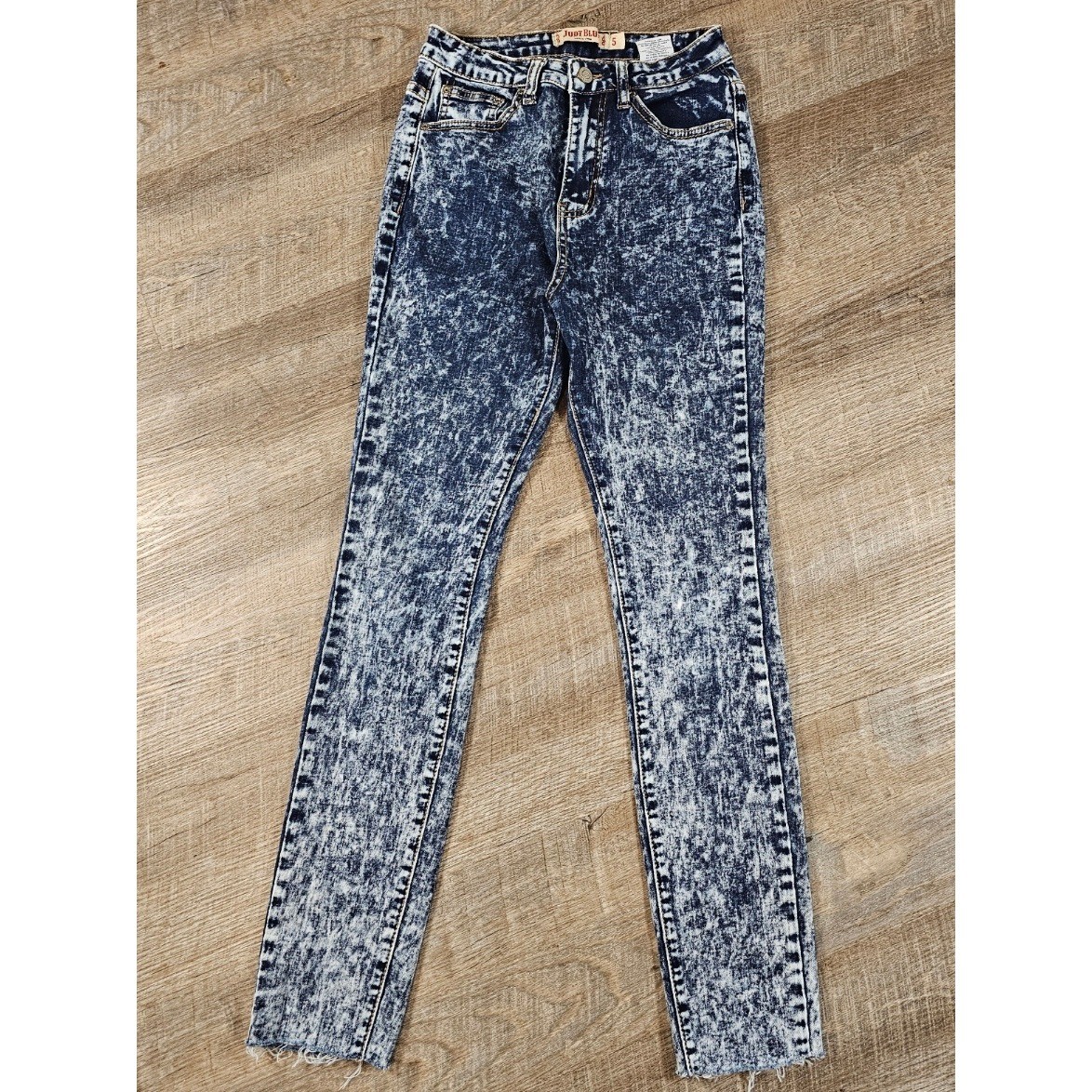 Judy Blue Acid Wash High Waisted Skinny Jeans Blue White Raw Hem Size 5
