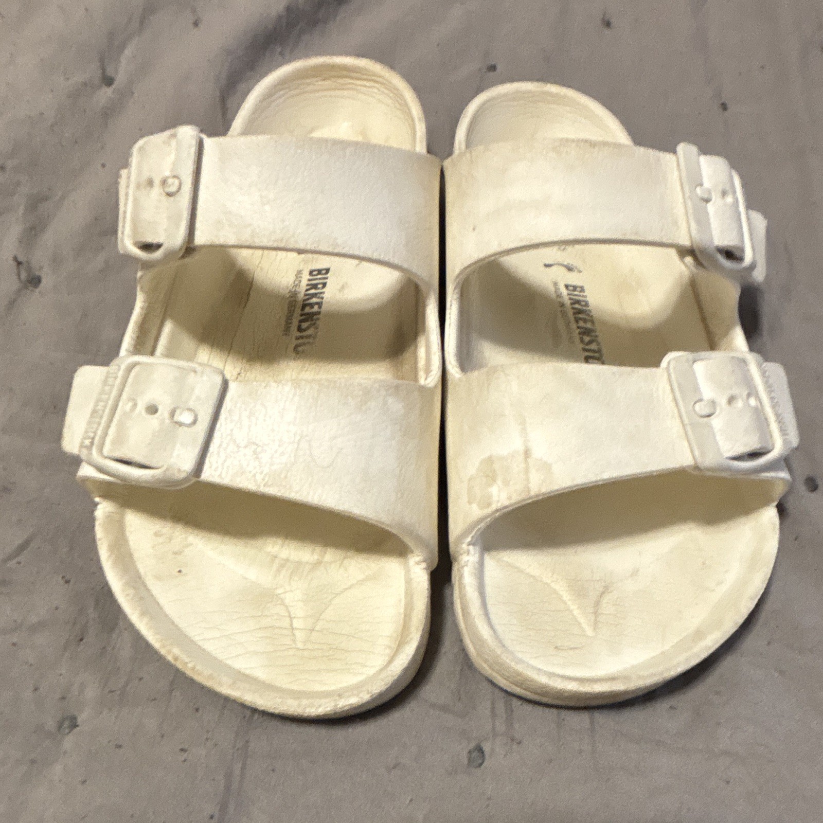Birkenstock White Adjustable 2-Strap Buckle Slide Sandals Teens EU 36 US 4