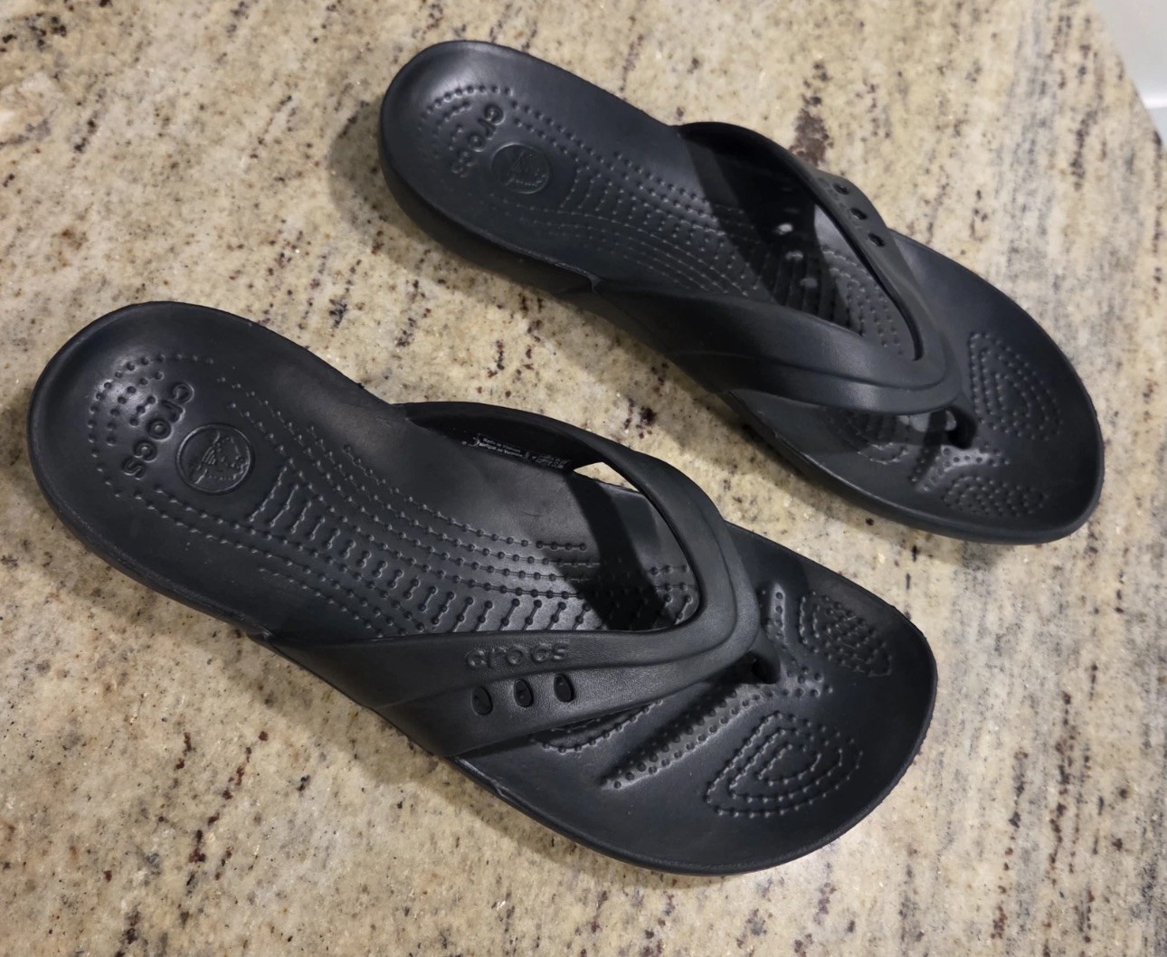 Crocs Kadee Flip Flop Sandals Women’s 8 Black Thong Slip-On Open Toe Comfort