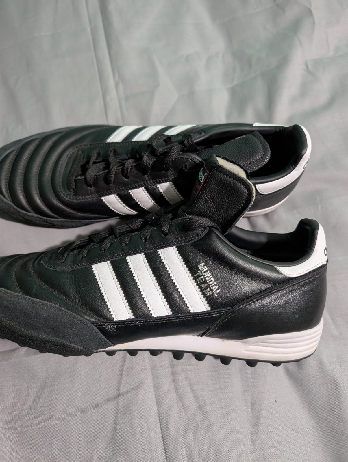 adidas Mundial Team Black Cloud White Men’s Sz 13 Turf Soccer Shoes