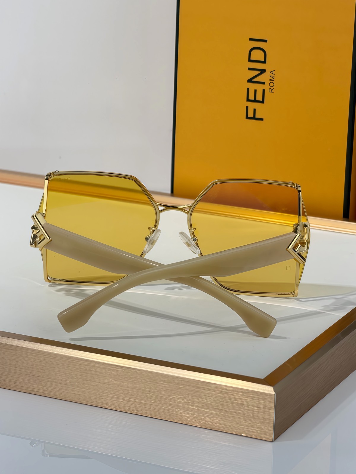 Fendi FF40220 Oversized Sunglasses Gold Logo 63-18-140 Women