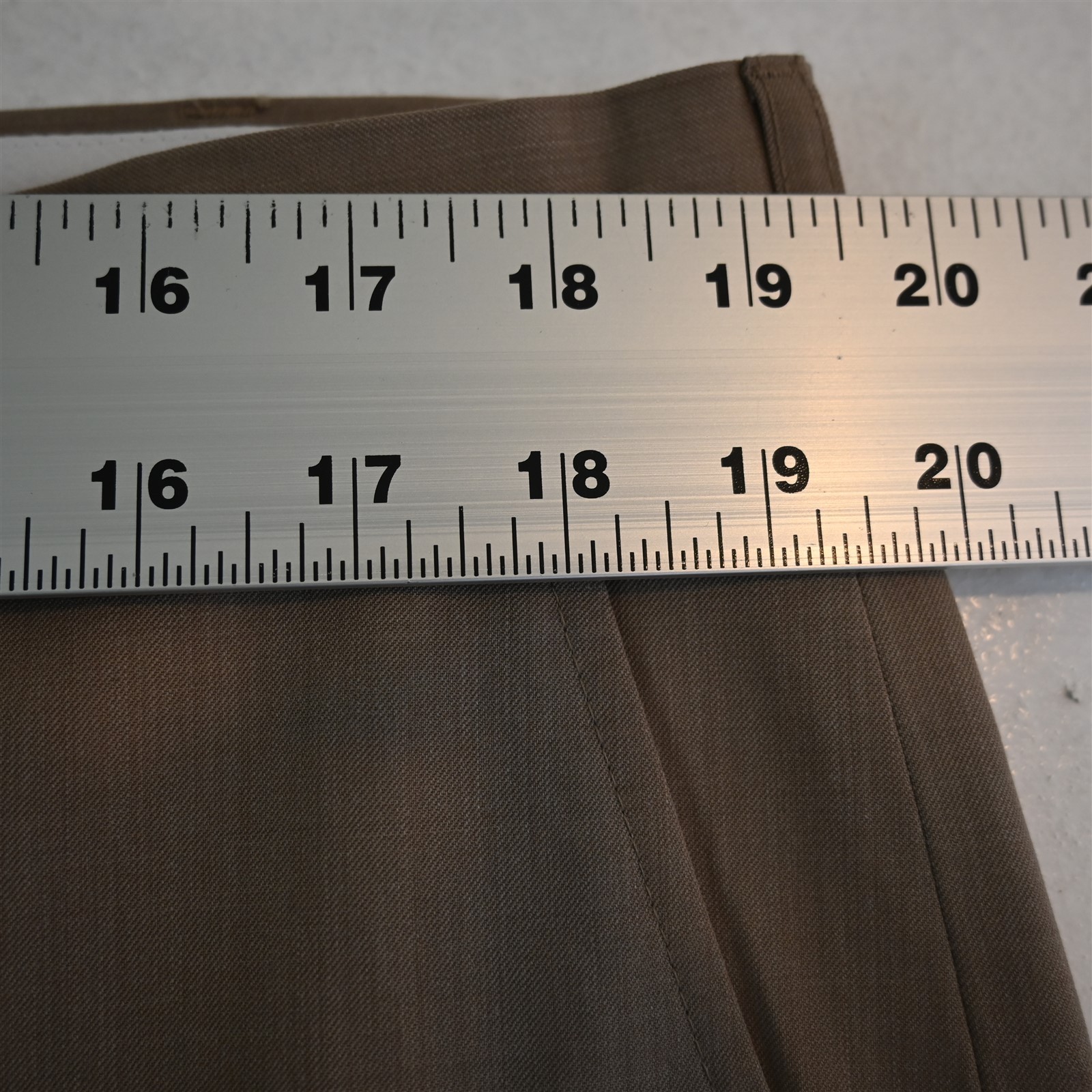 Jos A Bank 36×30 Tan Brown 100% Wool Tailored Fit Traveler Dress Mens Pants