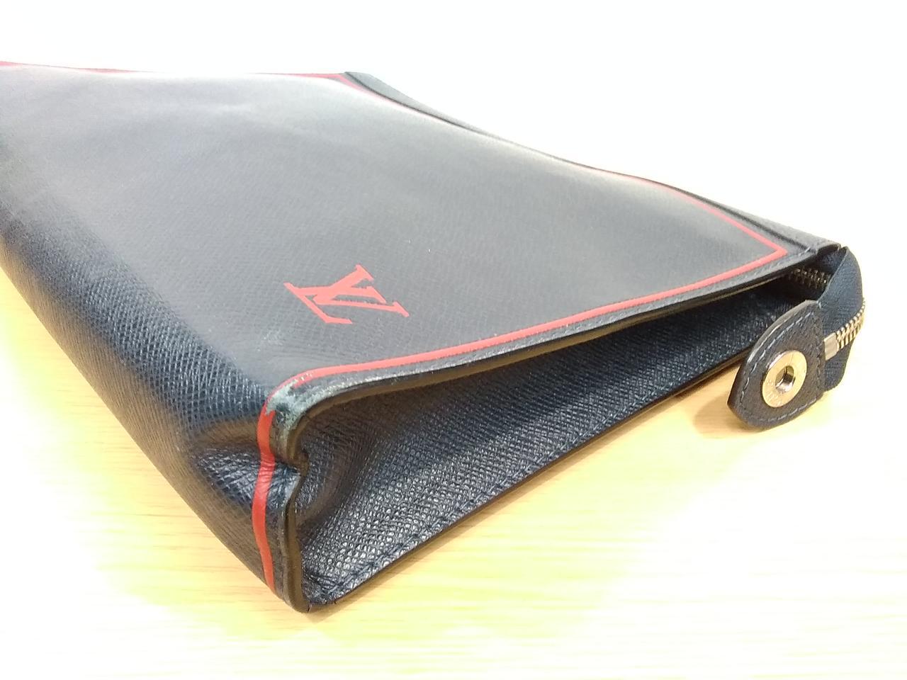 Louis Vuitton Pochette Viwayage MM 10.6 inch