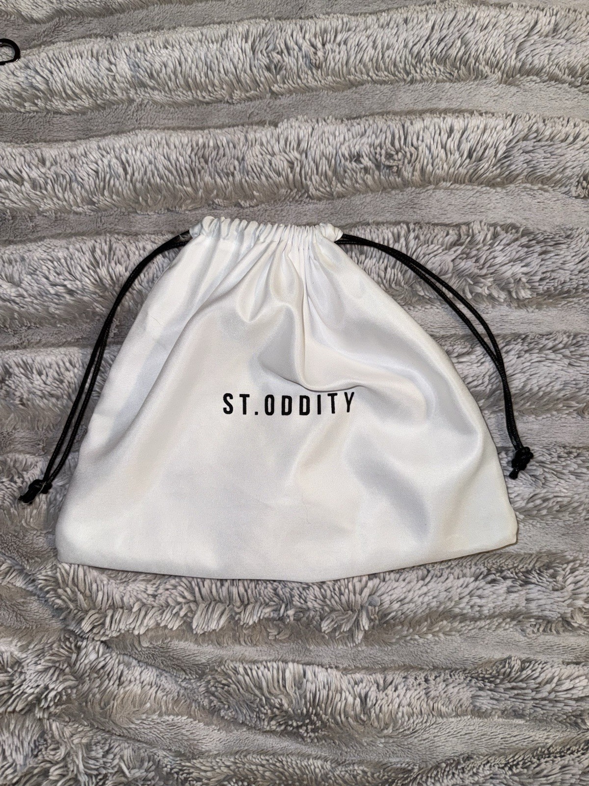 ST.ODDITY Black Crossbody Bag with Street & Chain Strap/Coin purse/Dust bag