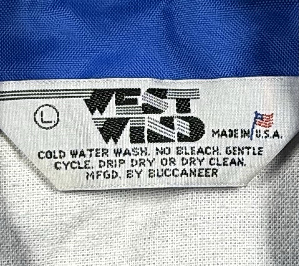 Vintage 70’s “COCOHUT LODGE & DISCO” ( Philippines ) Snap Jacket Blue Gold Sz: L