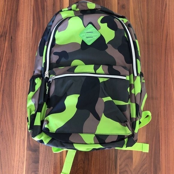 New Camouflage 19-Inch Student School Book Bag & kids Sports Backpack Green Camo
