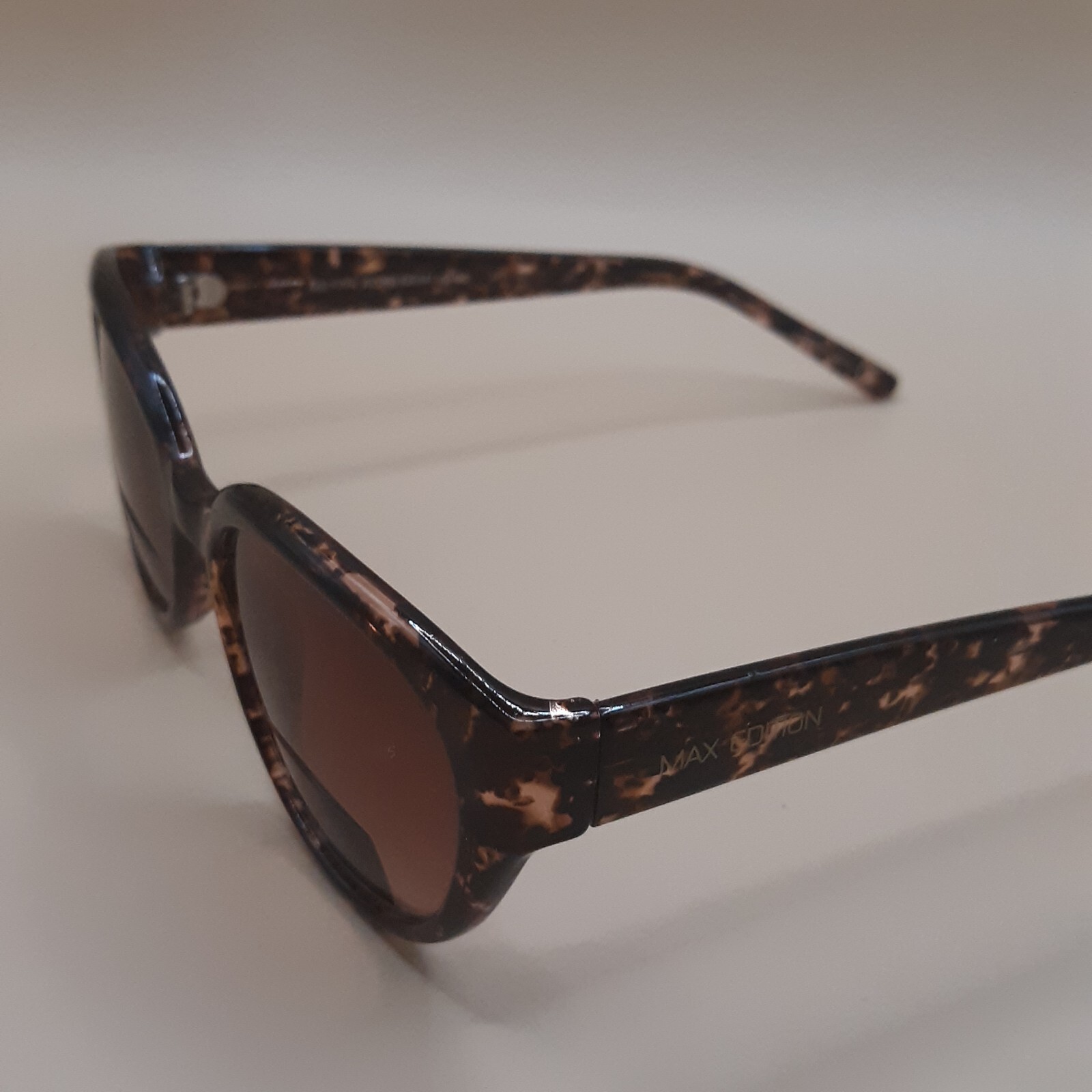 Max Edition ME1774 by Max Studio Sunglasses Mauve Round Tortoise Shell Weekender