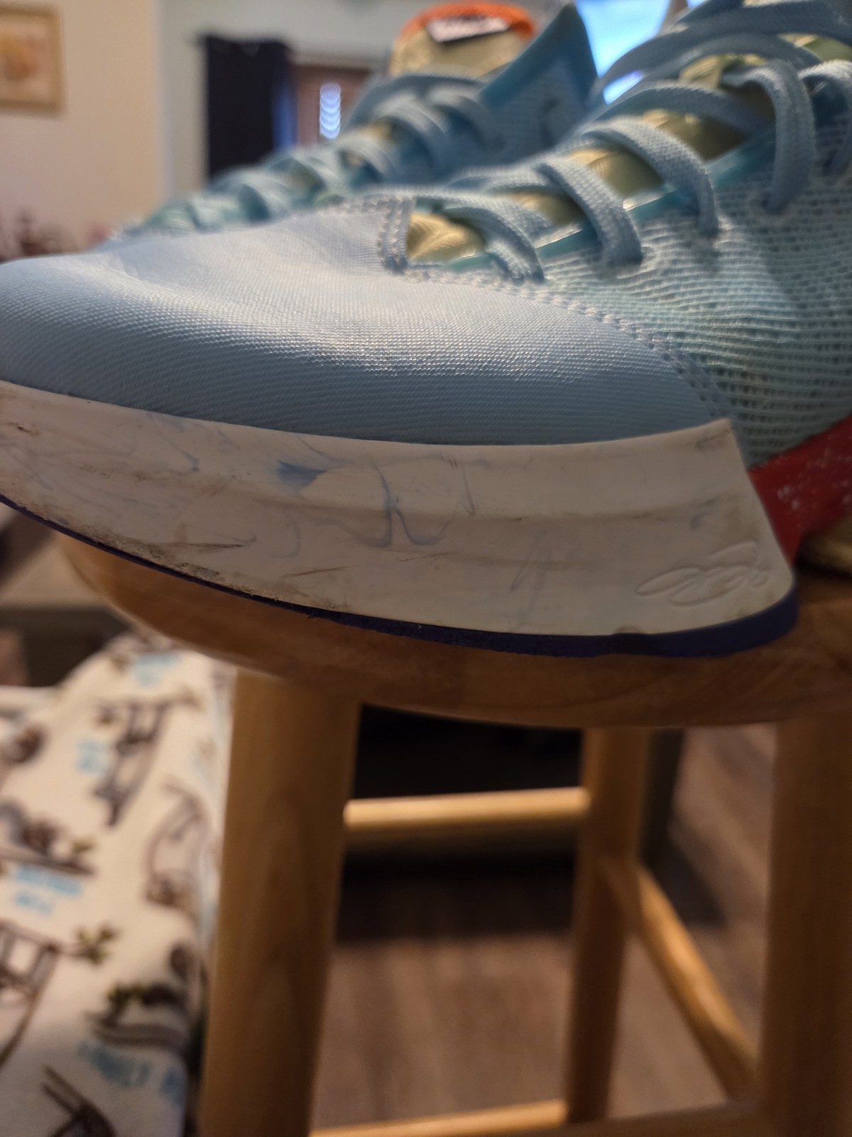 Size 10.5 – Nike LeBron 19 EP Low Blue Chill. Please READ Descrip!!