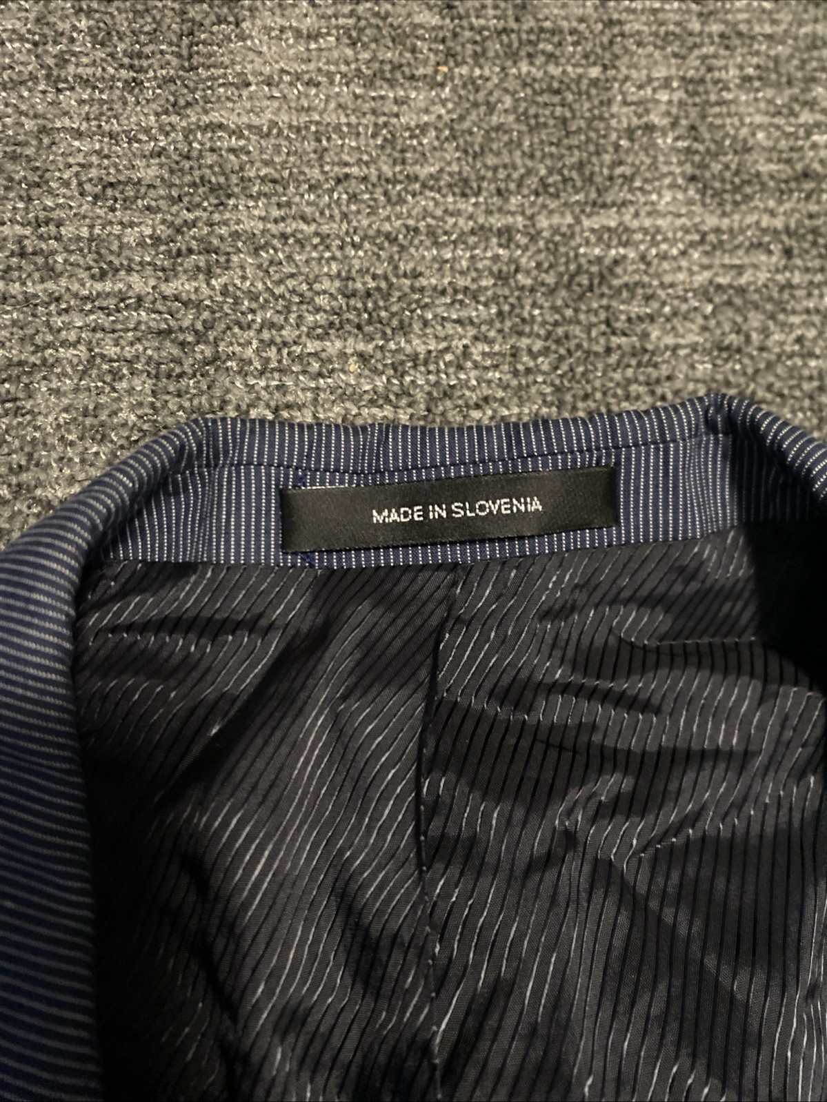 Boss Men’s Stretch Seersucker Blazer Size 44L Dark Navy