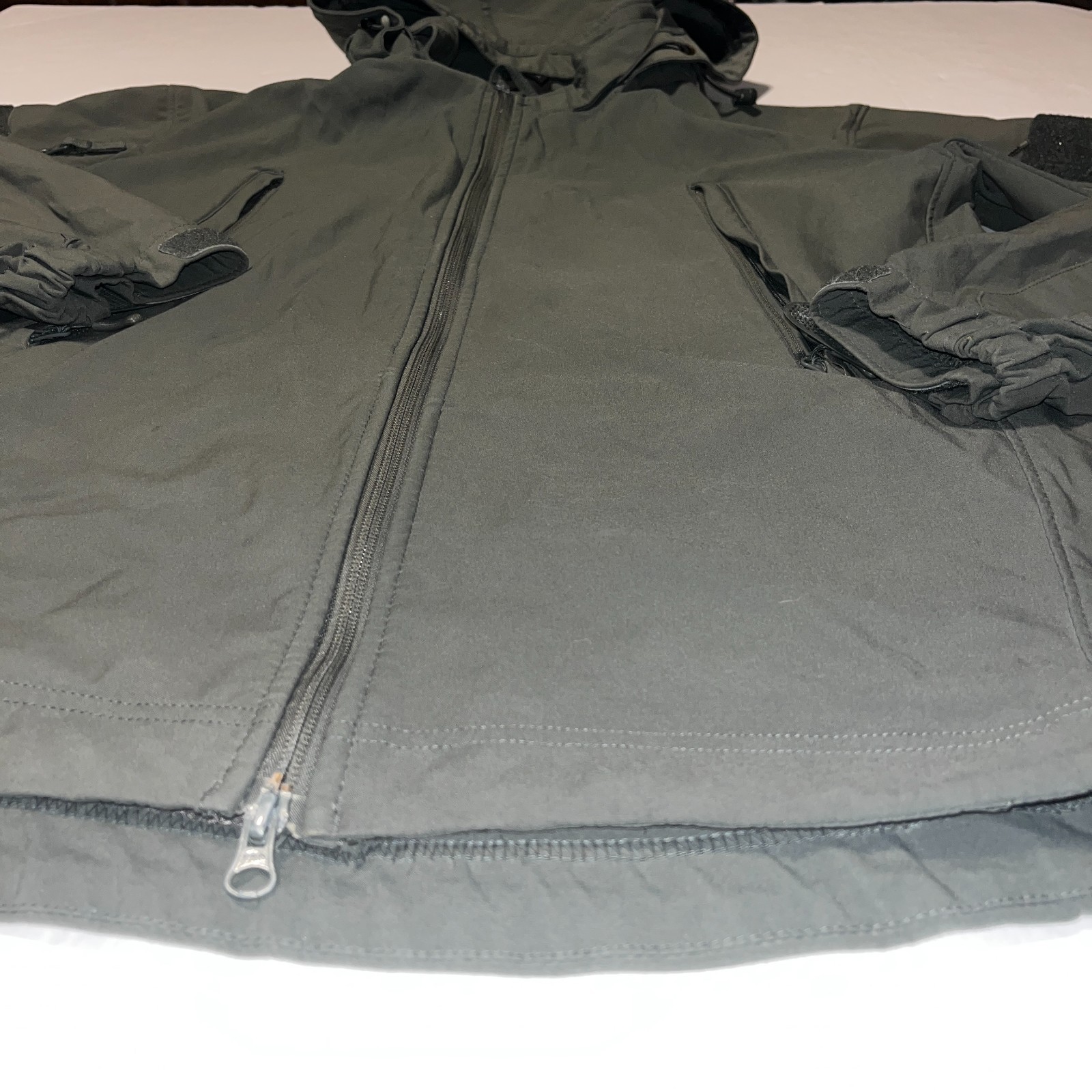 Condor Summit Zero lightweight softshell men’s tactical jacket large *see Desc!