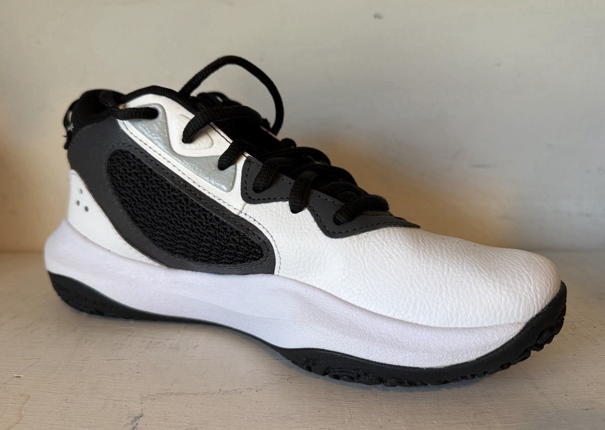 Under Armour Lockdown 7 GS Youth 5Y White Black Basketball Shoes 3025617-101