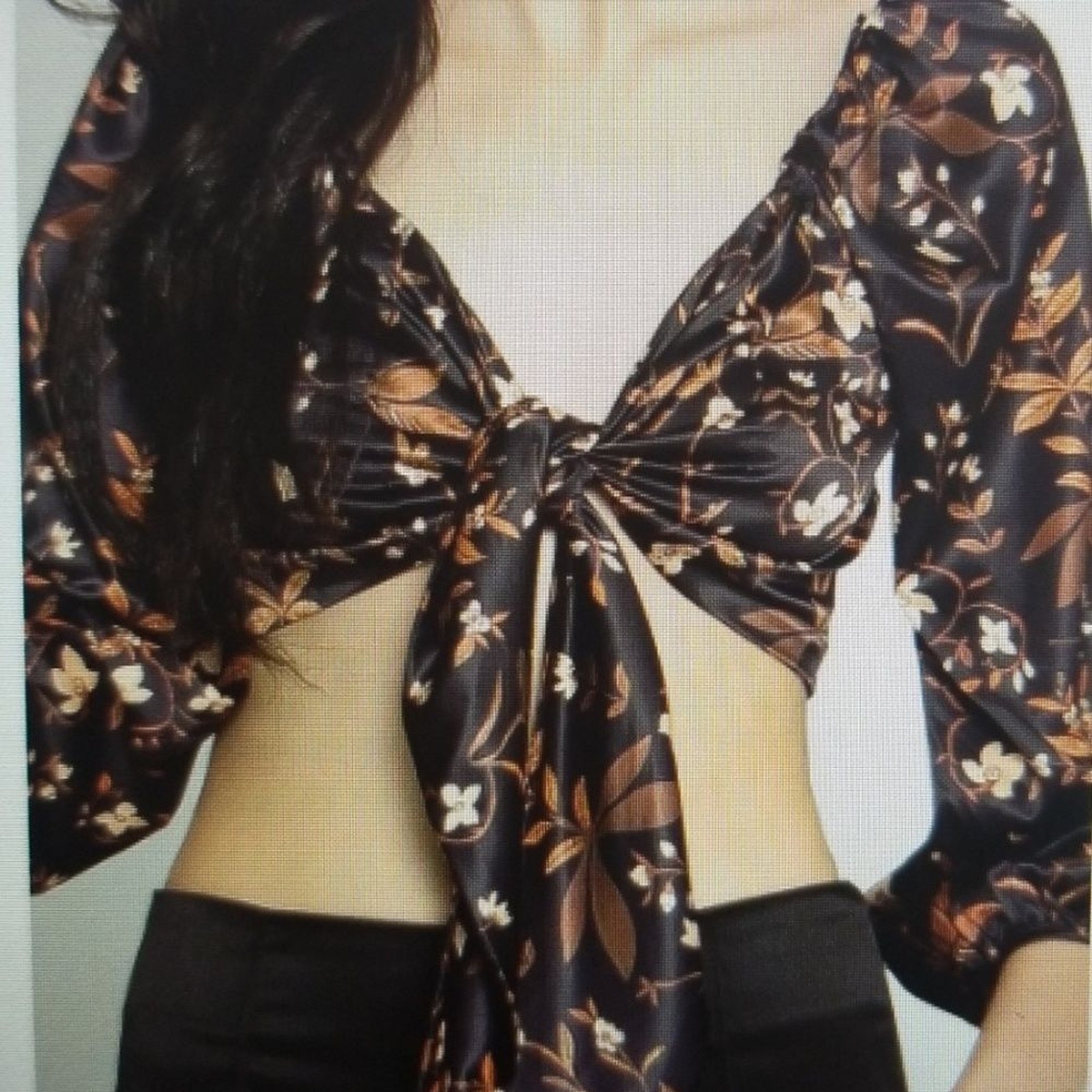 Crop top and flare bottoms pants set