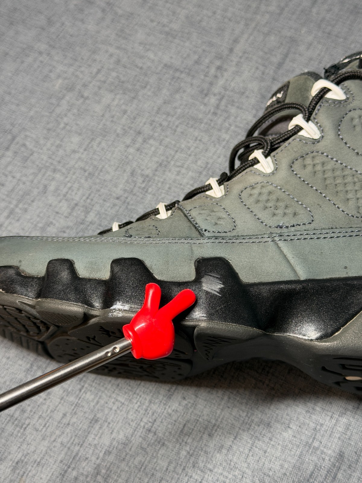 Size 8.5 – Air Jordan 9 Retro Anthracite Black & Grey) 302370-013
