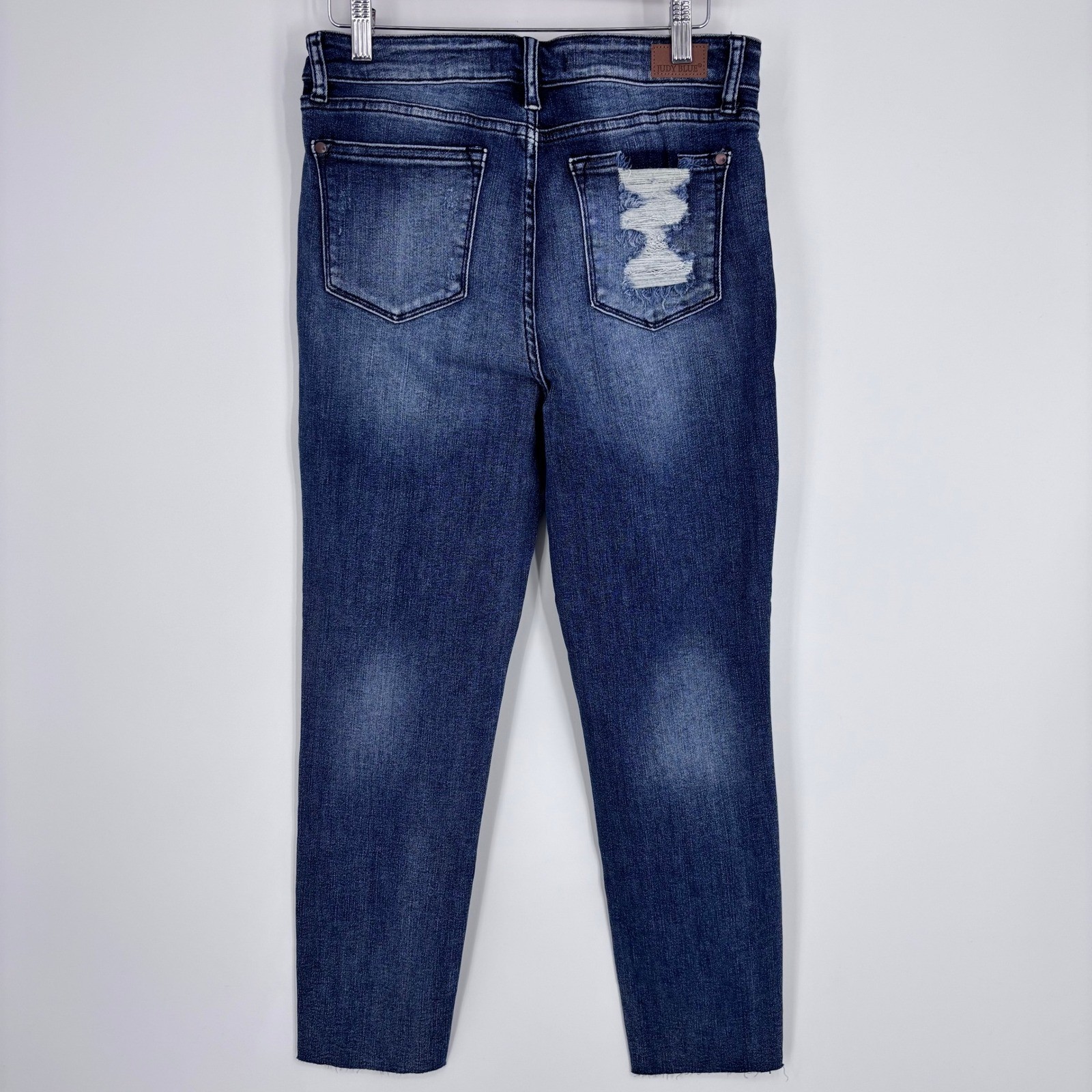 Judy Blue High Waist Raw Hem Relaxed Fit Jeans Sz 7/28 Cropped Distressed NEW