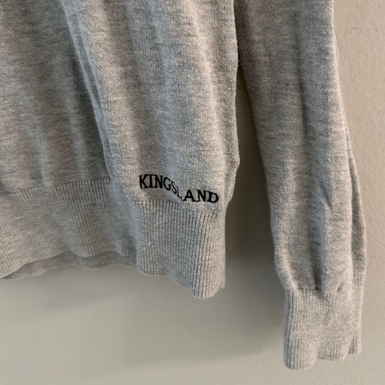 Kingsland Equestrian Womens Gray V-Neck Sweater Stripe Logo Size Small