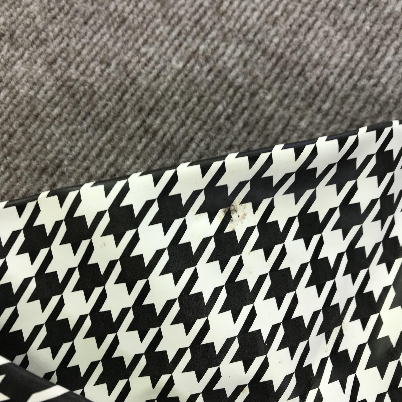 Stutterheim Raincoat Jacket Mens XS Black White Houndstooth Hooded Rain Parka