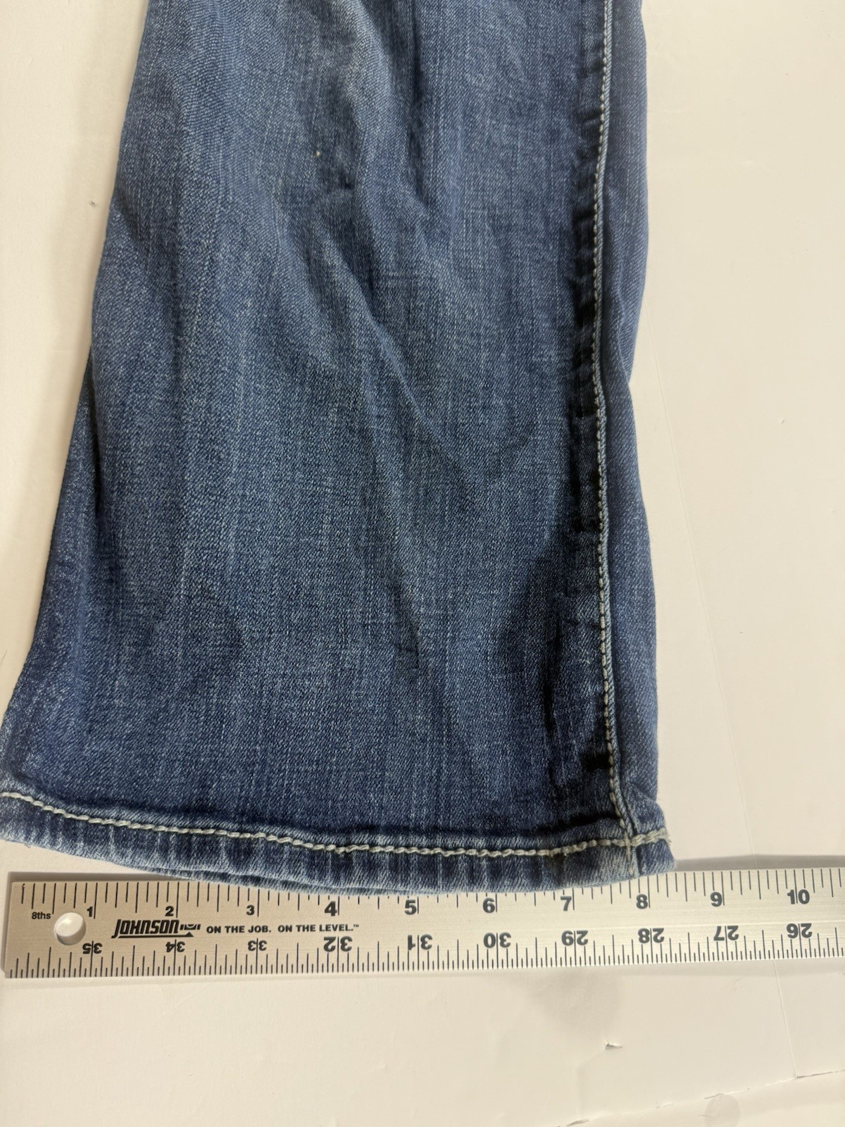 BKE Jeans ~ Jake Straight ~ Size 30R~ Long Length ~ Thick Stitching ~ Very Nice