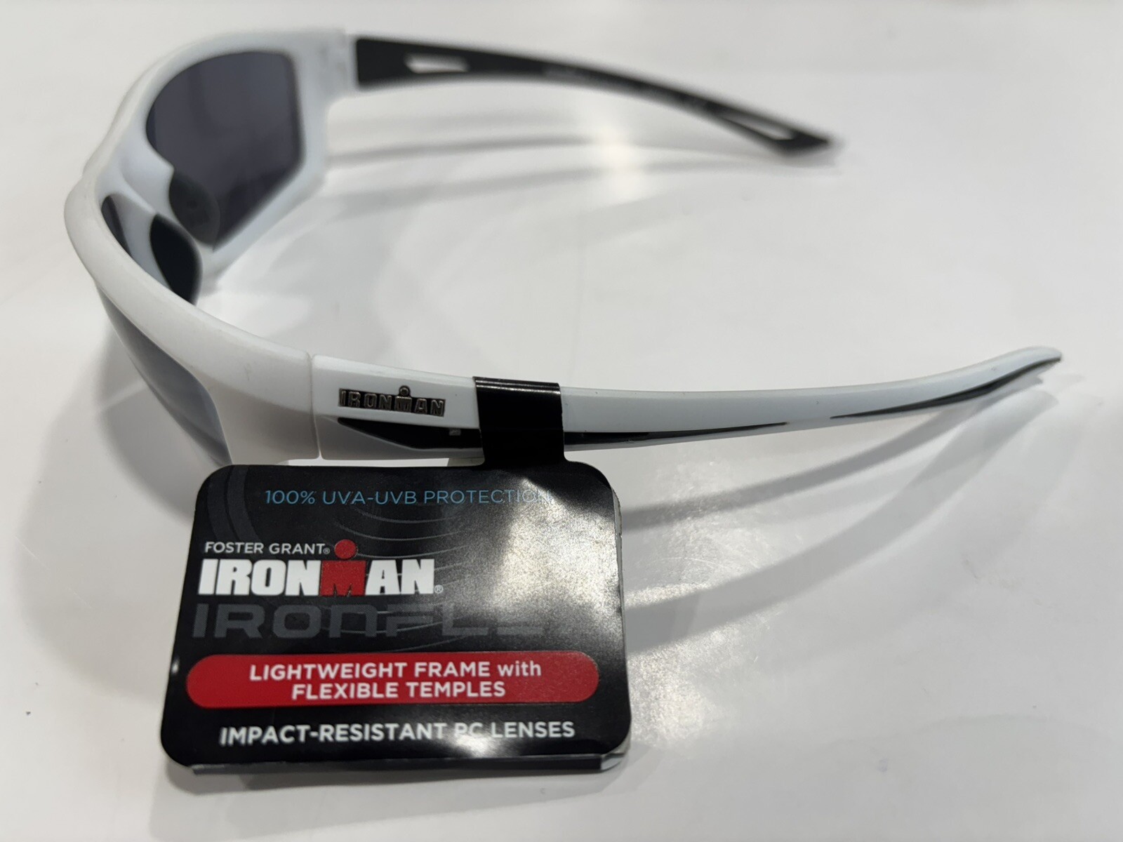 Foster Grant Sunglasses IF 1902 White New! w/Free Pouch