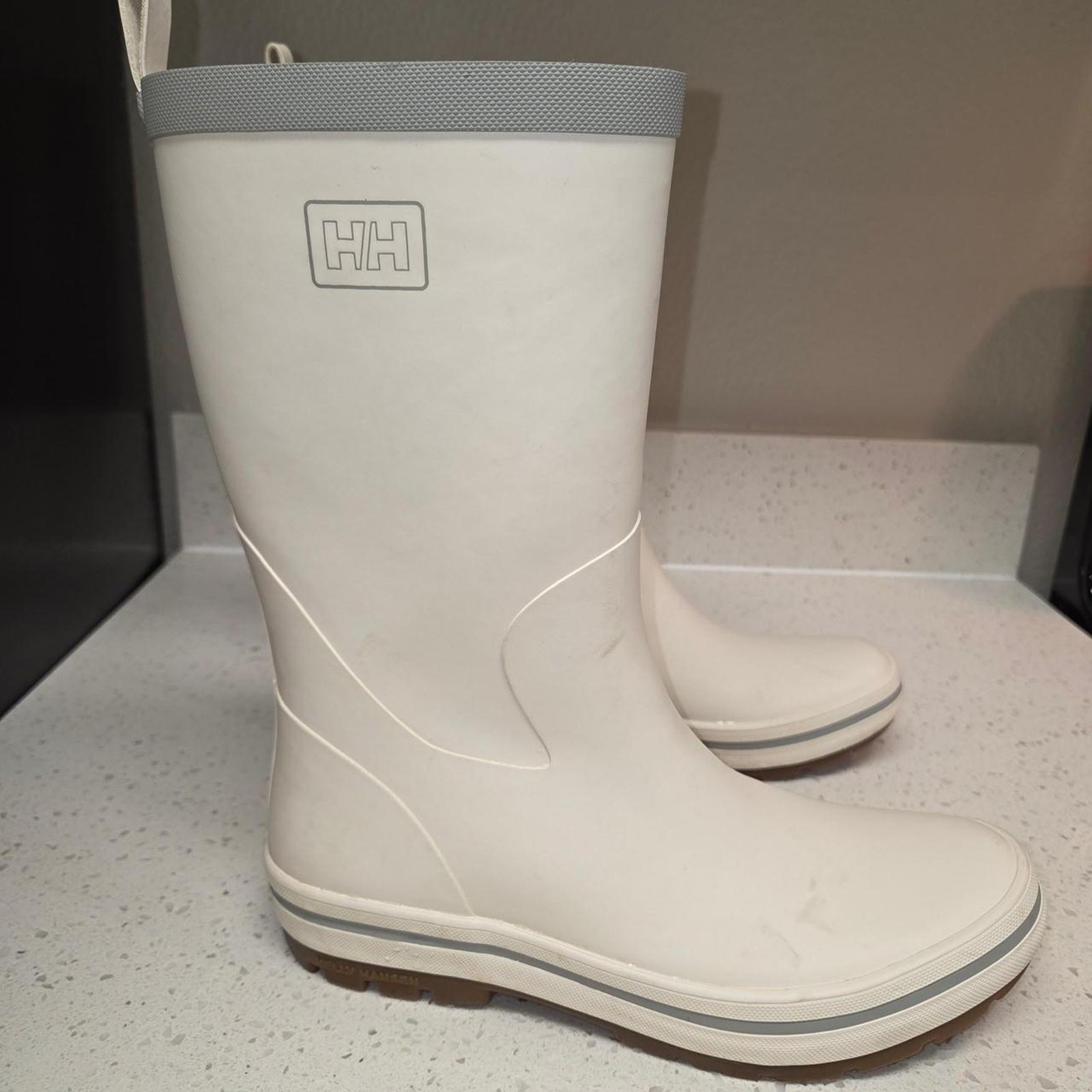 Helly hansen white rain boots