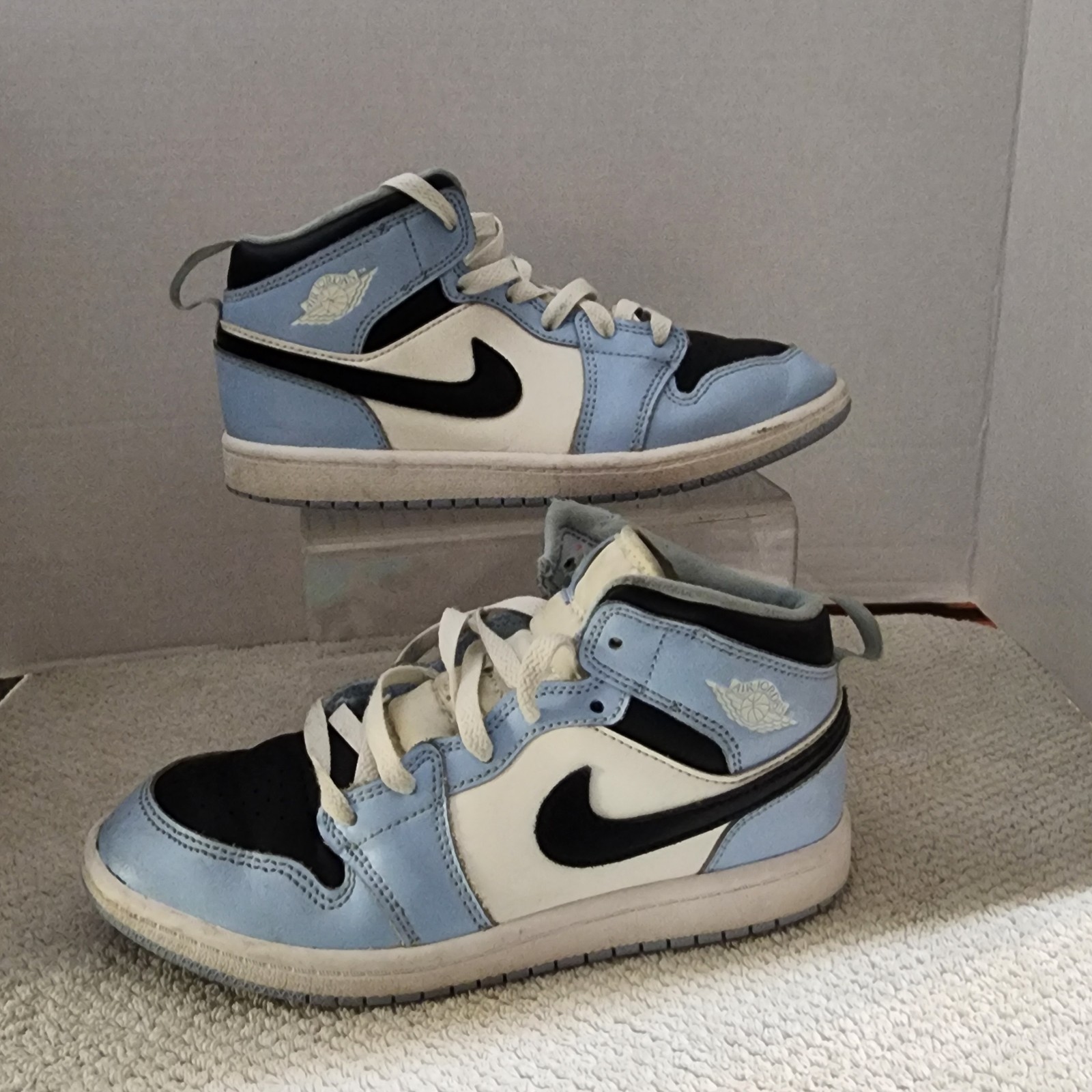 Nike Air Jordan 1 Mid ‘Ice Blue’ Black White Shoes Size 3y 640737-401