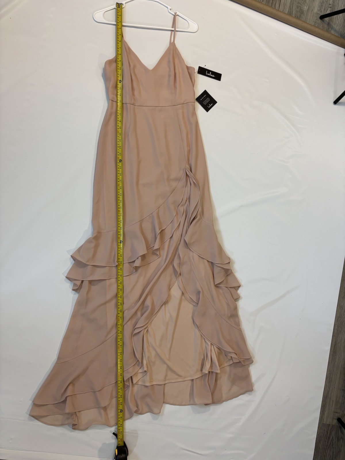 Lulus Women’s Beige V-Neck Chiffon Ruffle Maxi Dress Polyester Size M E-7