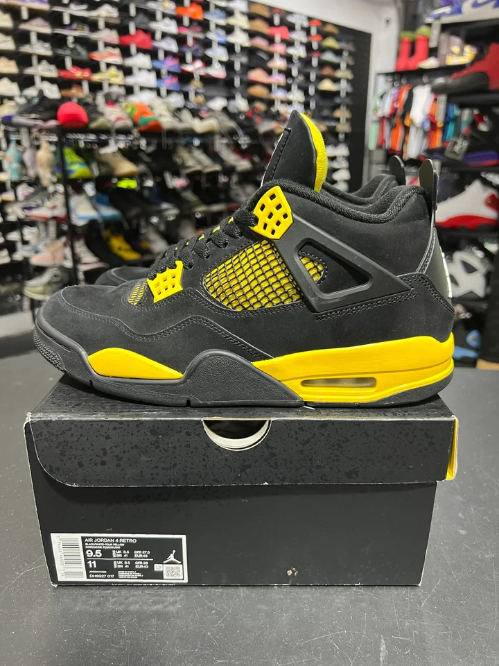 Size 9.5 – Jordan 4 Retro Mid Thunder PRE-OWNED