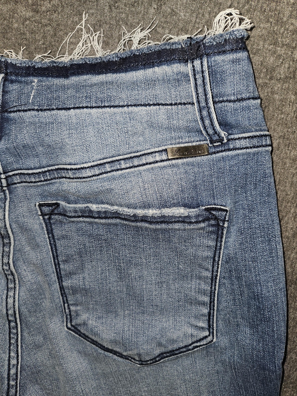 KanCan Jeans Womens 11/29 Blue High Rise Button Fly Distressed Raw Hem Denim