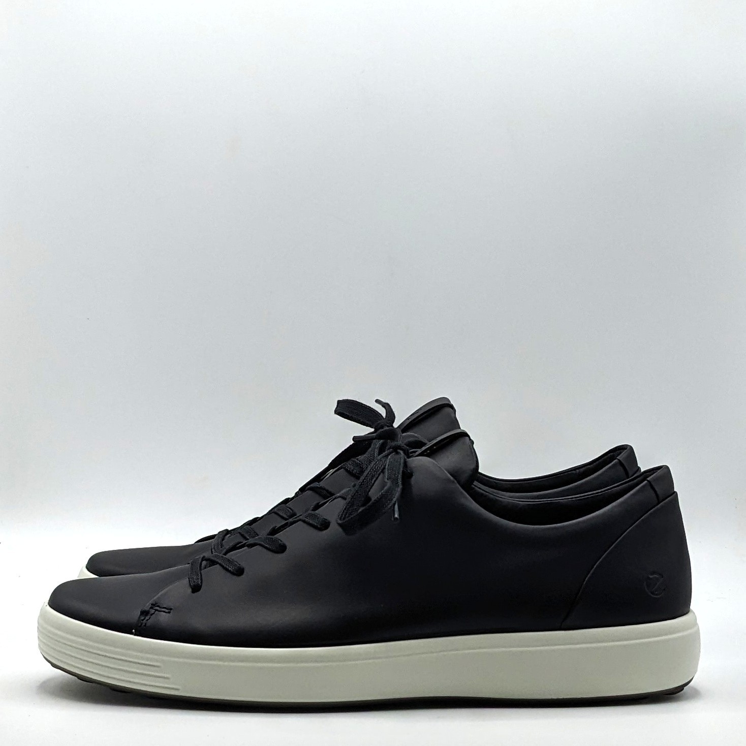ECCO “Soft 7” Men’s Scandinavian/Contemporary Design Black Leather Sneaker NEW