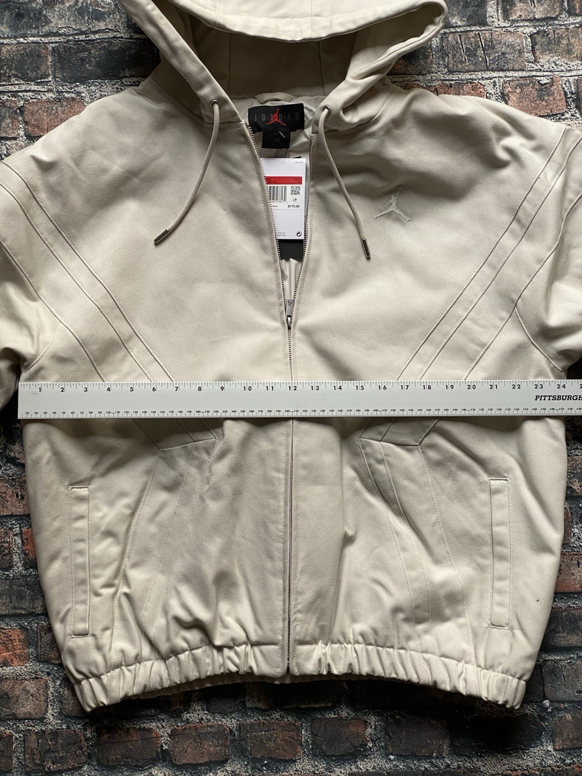 MSRP$175 (NEW) NIKE Flight Draft Jacket Light Orewood Mens Lg – Loose Fit