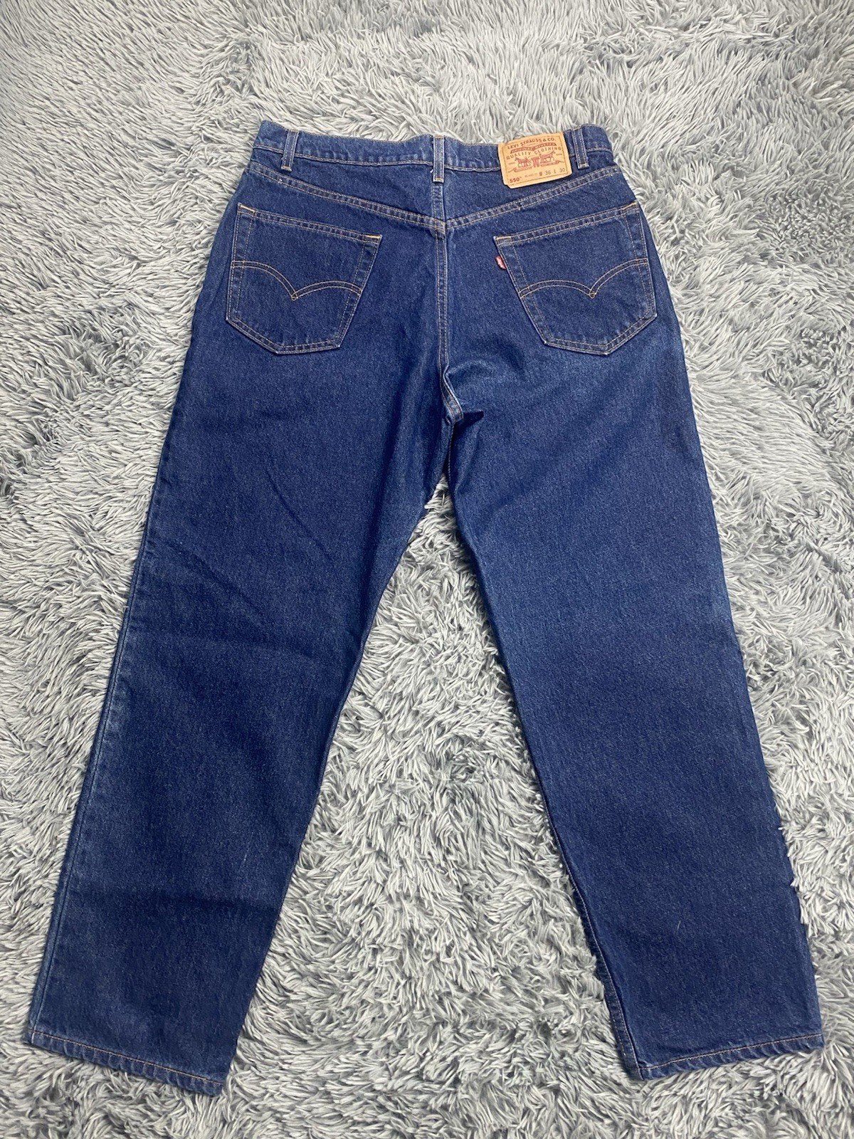 Vintage Levi’s 550 Jeans Mens 35×30 Relaxed Fit Medium Wash Made In USA