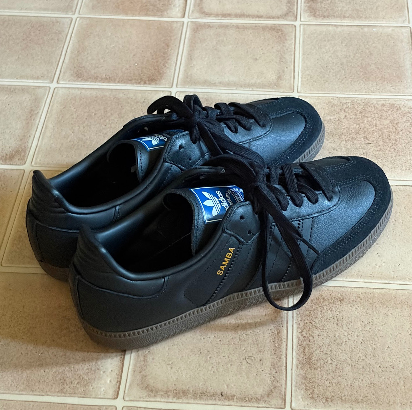 SAMBA OG SHOES Core Black / Core Black / Gum, M 7 / W 8