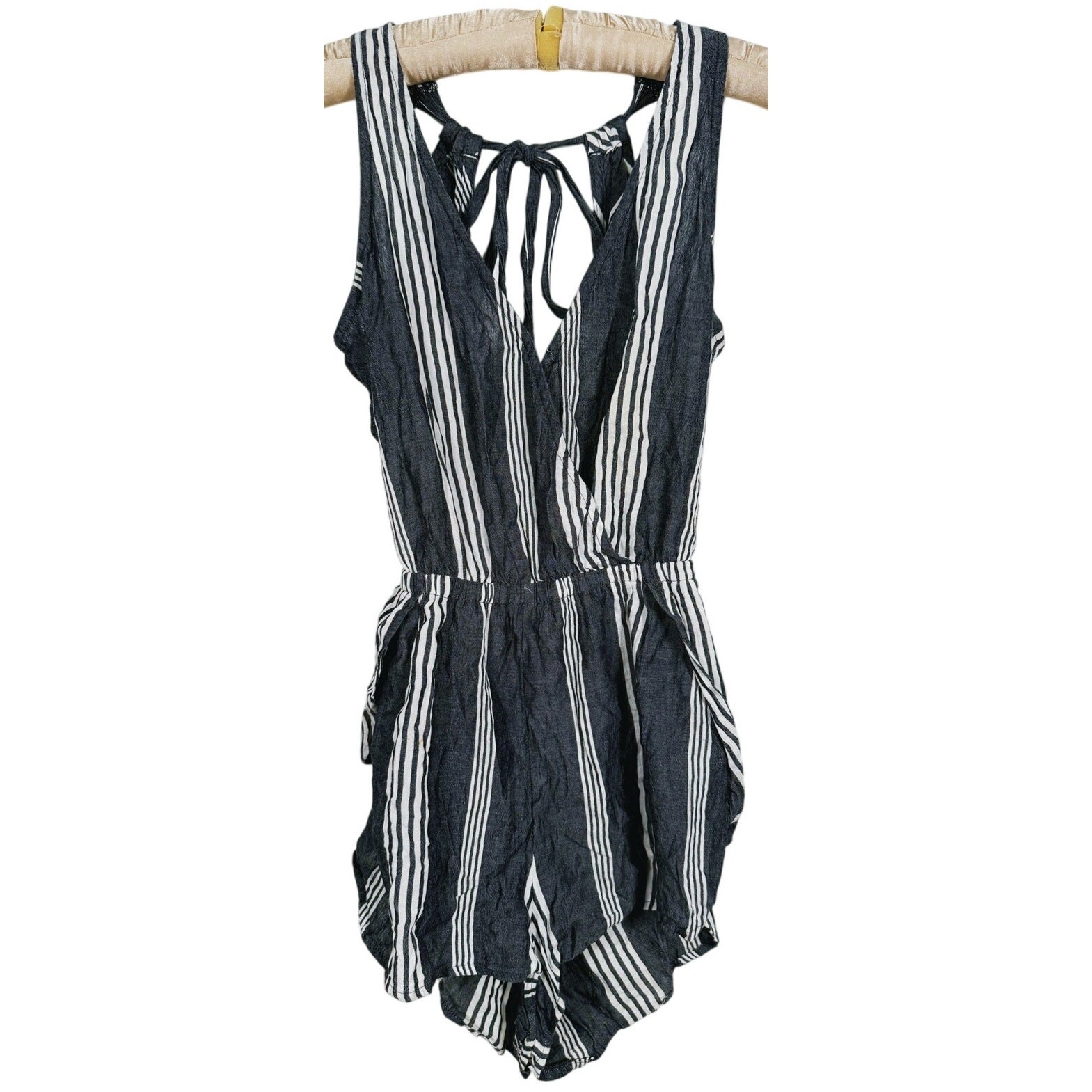 Abercrombie & Fitch Striped Tie Back Romper Medium Gray Beachy Coastal Summer
