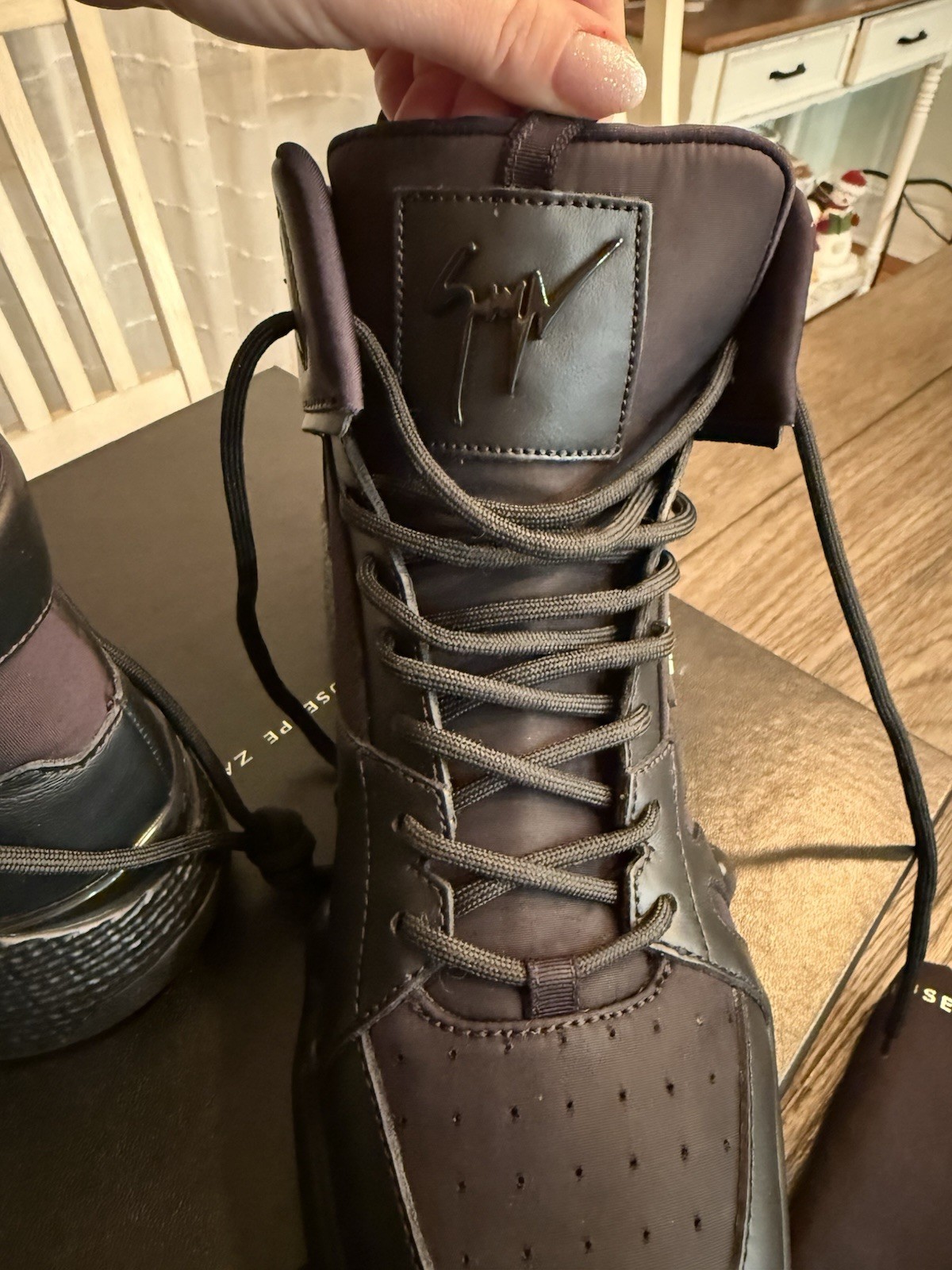 Giuseppe Zanotti Talon High Top Sneakers Nero Black RM00057 Size 43 New