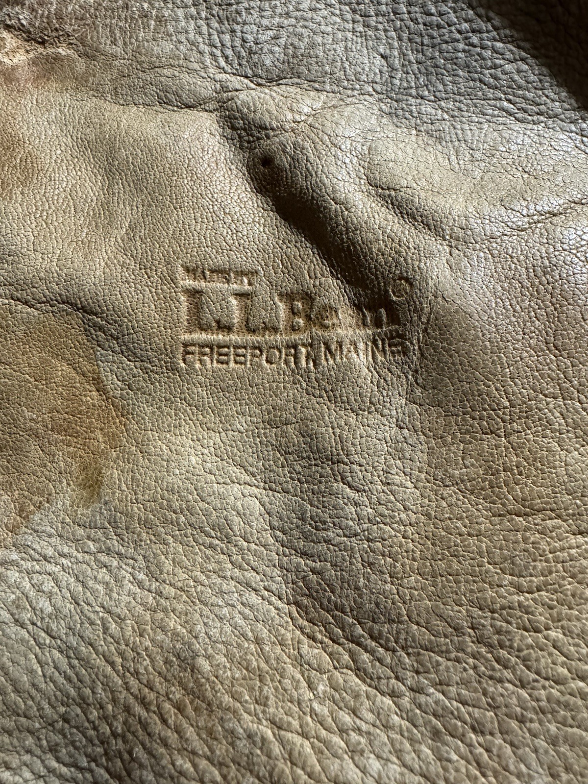 L.L.Bean Womens Beige Bucket Drawstring Shoulder Bag Brown Leather Strap