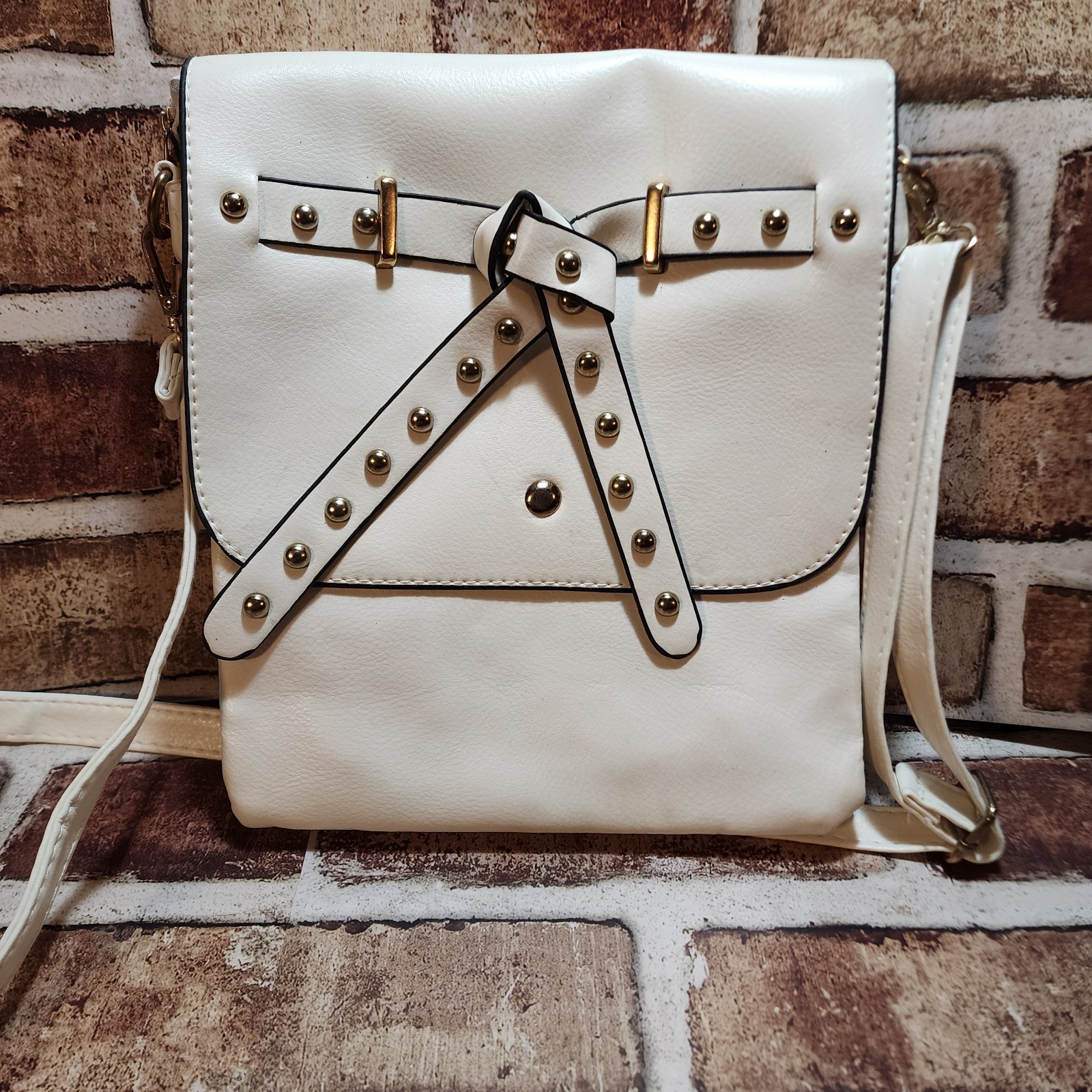 Lot Of 7 Womens Purses Various Materials Size And Colors All 1 Price Crossbody