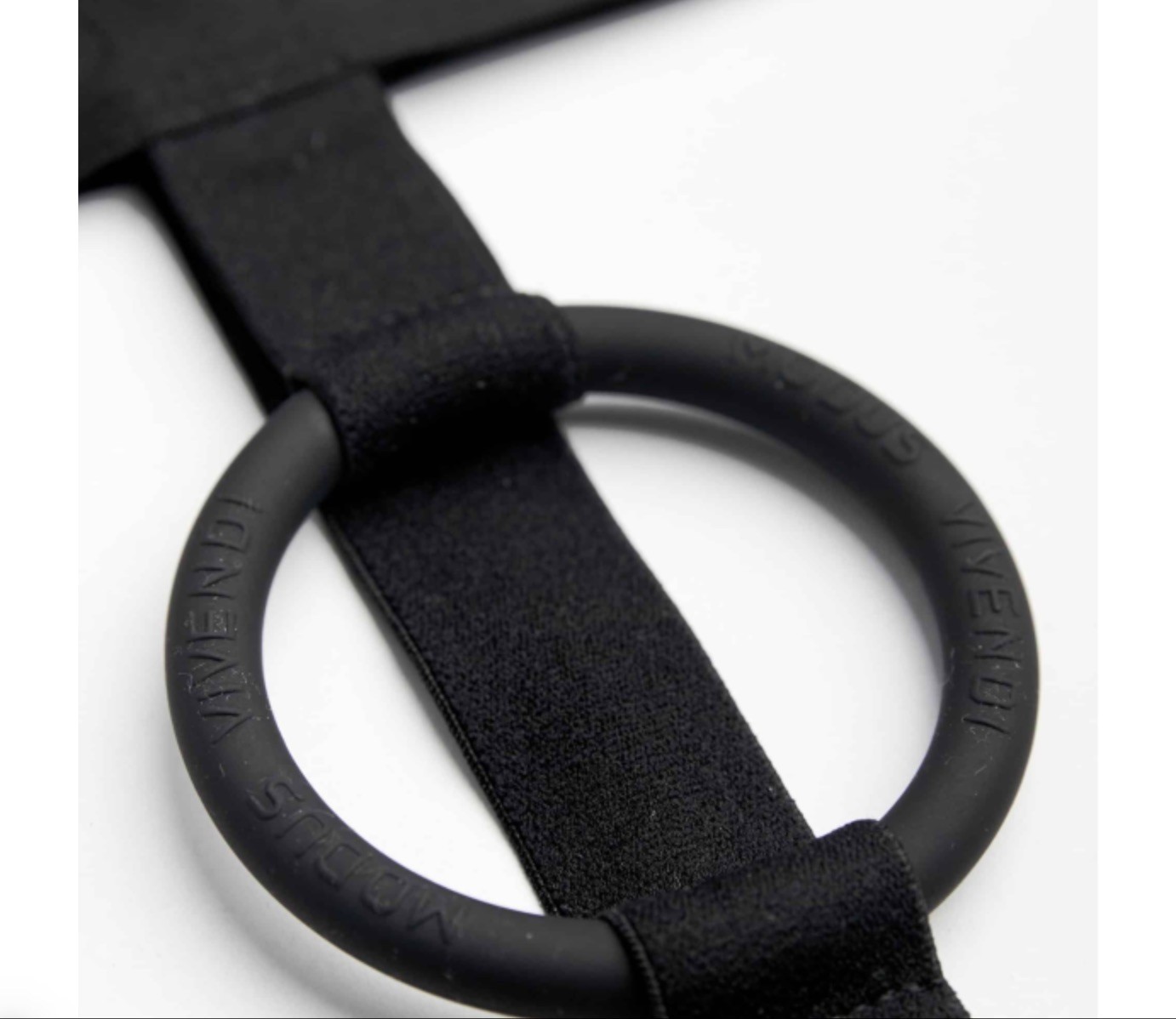 MODUS VIVENDI C-Ring Pleasure Muslin Thong