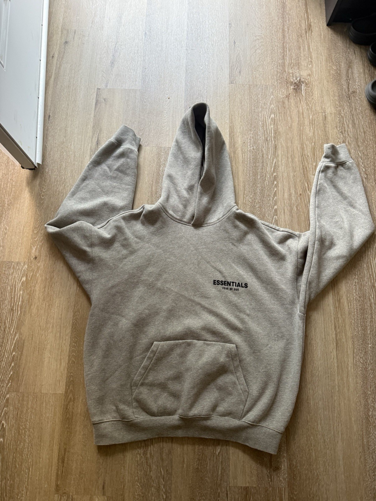 Essentials Men’s Grey Hoodie Size M