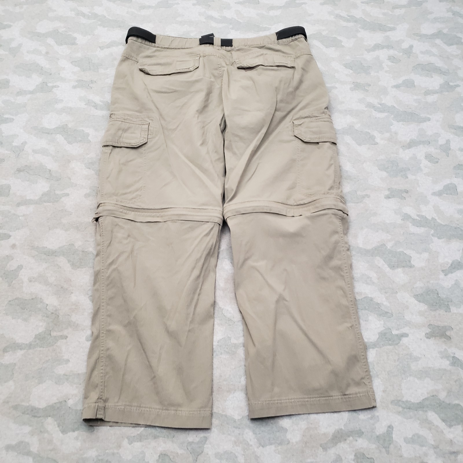 B.C Clothing Convertible Pants Mens XL/30 Tan Cargo Pockets Belted Outdoors