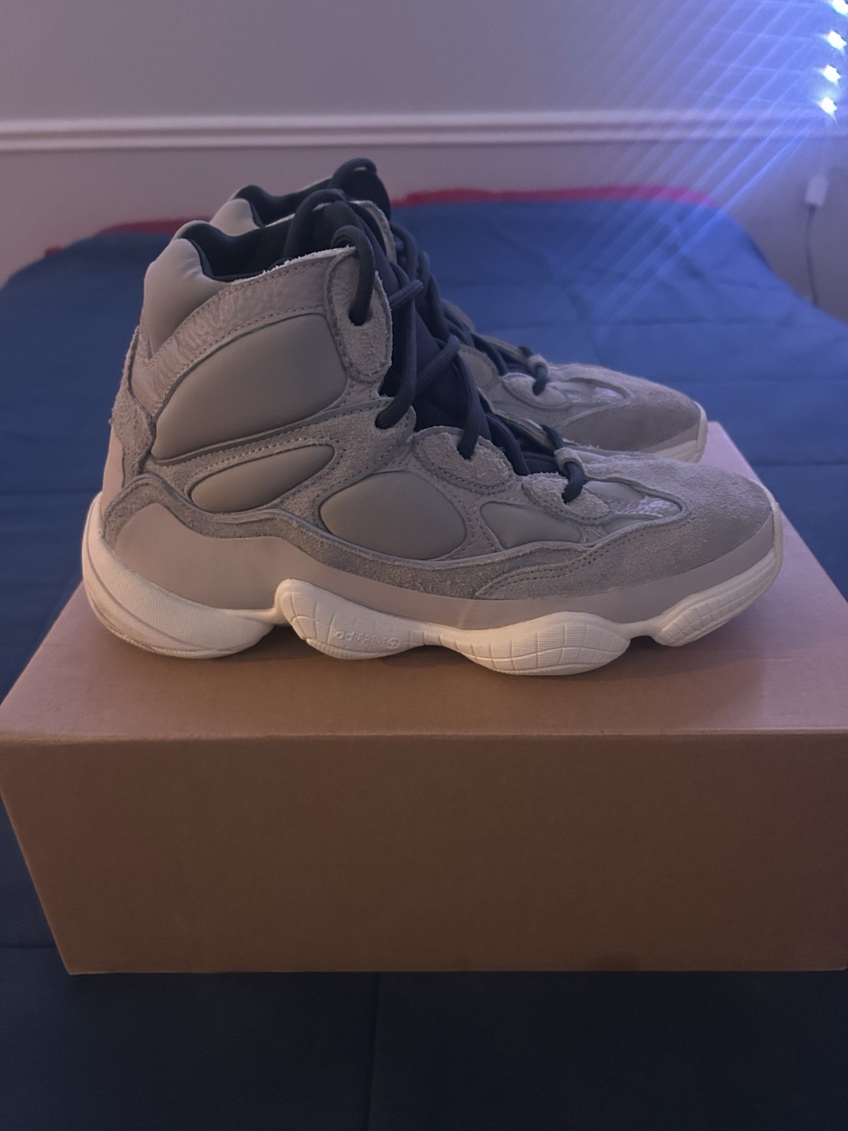 adidas Yeezy 500 High Top Mist Stone Suede Lace-Up Men’s Sneakers GV7775