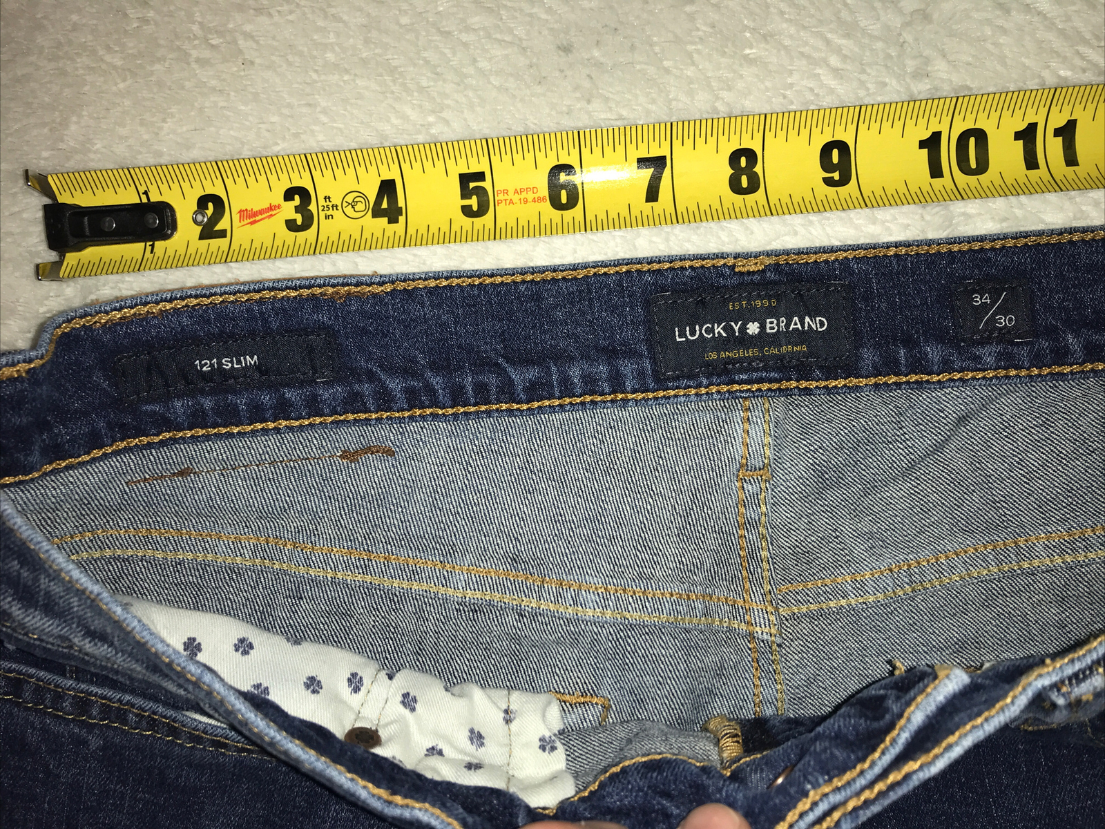 LUCKY BRAND ~ Men’s “121 Slim” Jeans ~ 34×30 (measured) 98% Cotton 2% Elastane