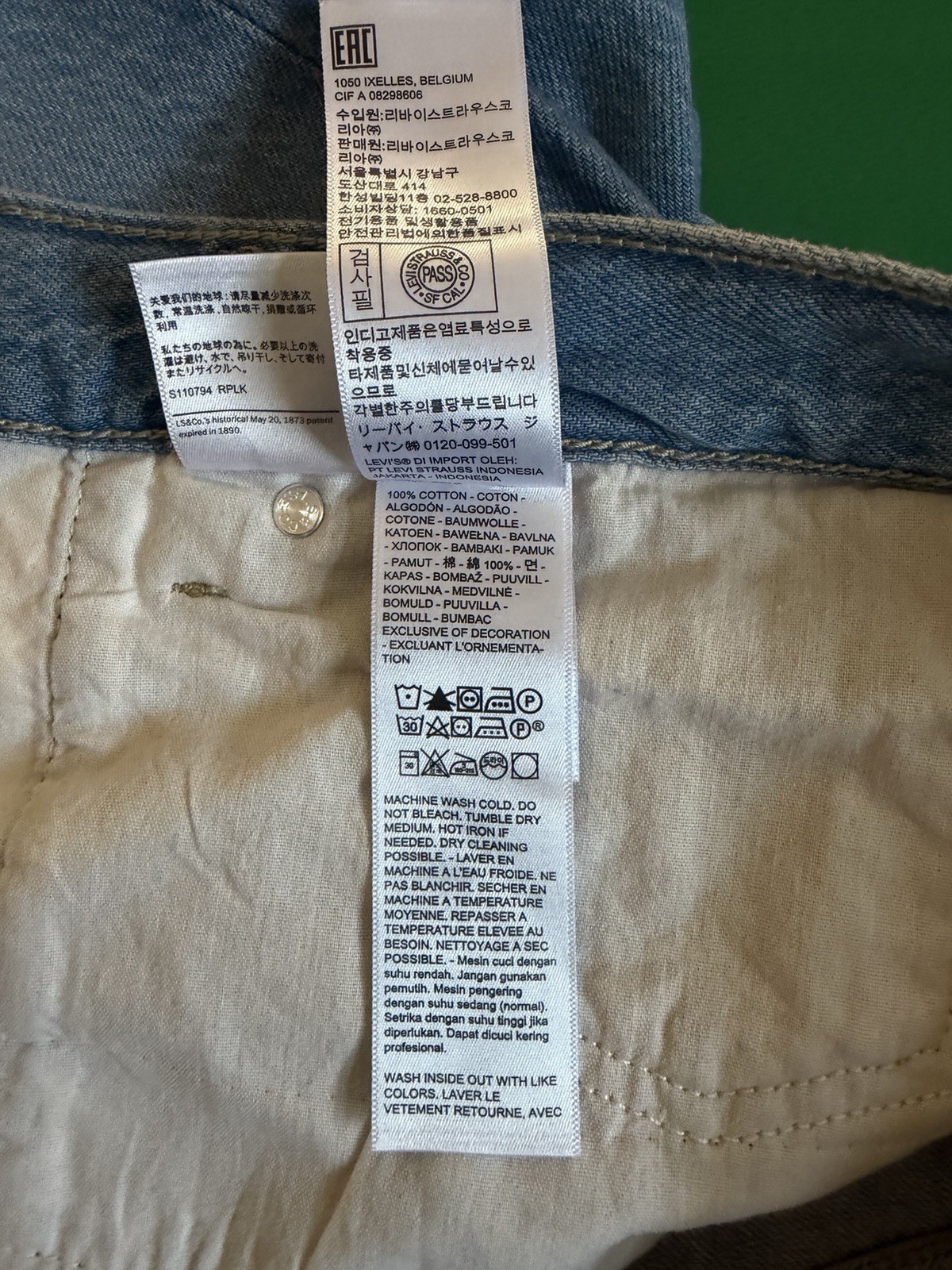 NWT Levi’s Low Pro Jeans Size 34 Light Wash Mid Rise Straight Leg Denim