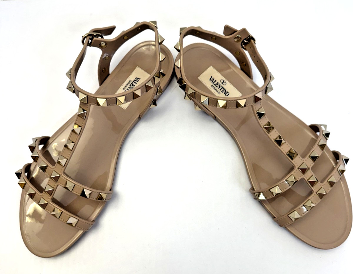 Valentino Garavani Women’s Beige Rockstud Jelly Flat Sandal Shoes Sz 37