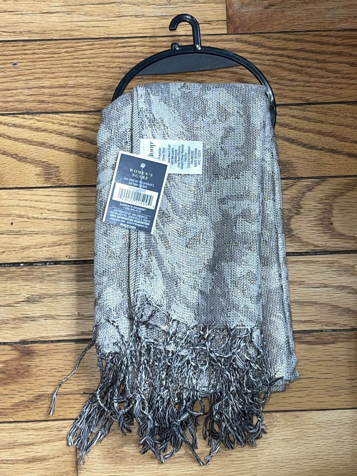 NWT Beautiful West Loop Metallic Pashmina Scarf Wraps