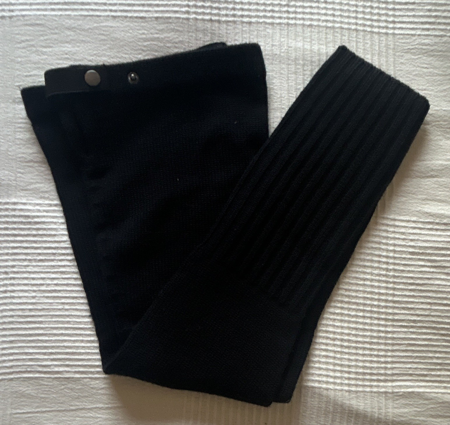 NFP 100% Merino Wool Leg Warmers, Black Solid Cuff, Women’s XS/S, 1 Pair