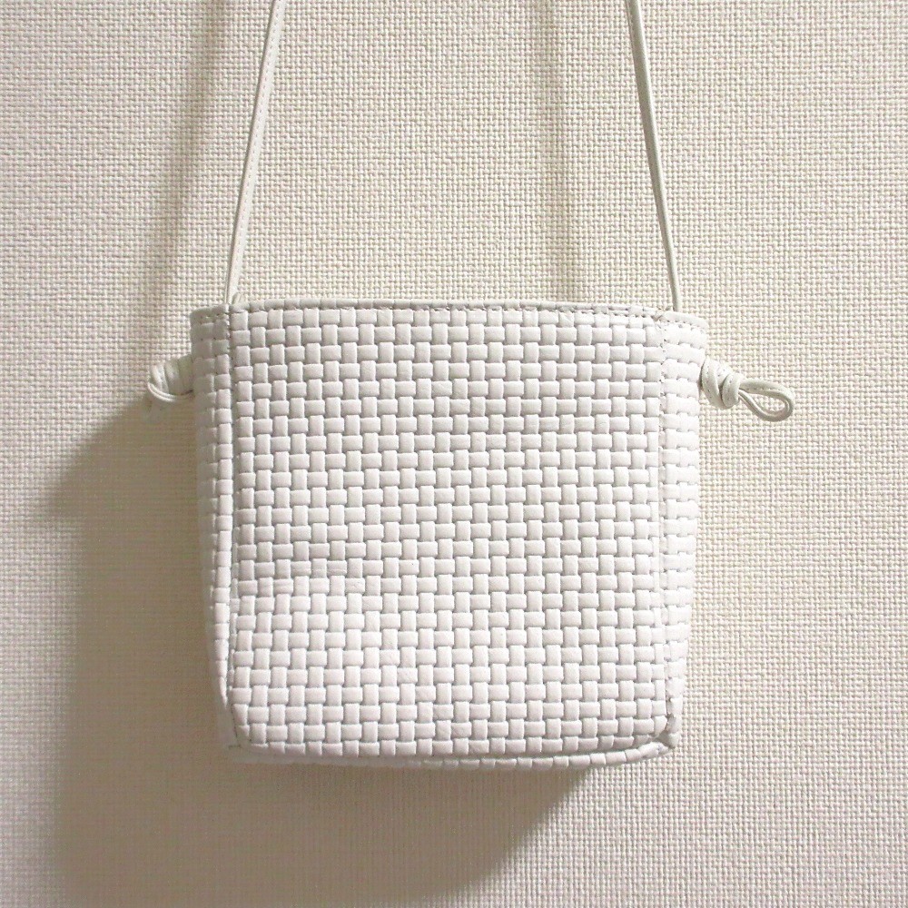 NOMADIS CARRE Mesh and Leather Shoulder Bag in White Women USED