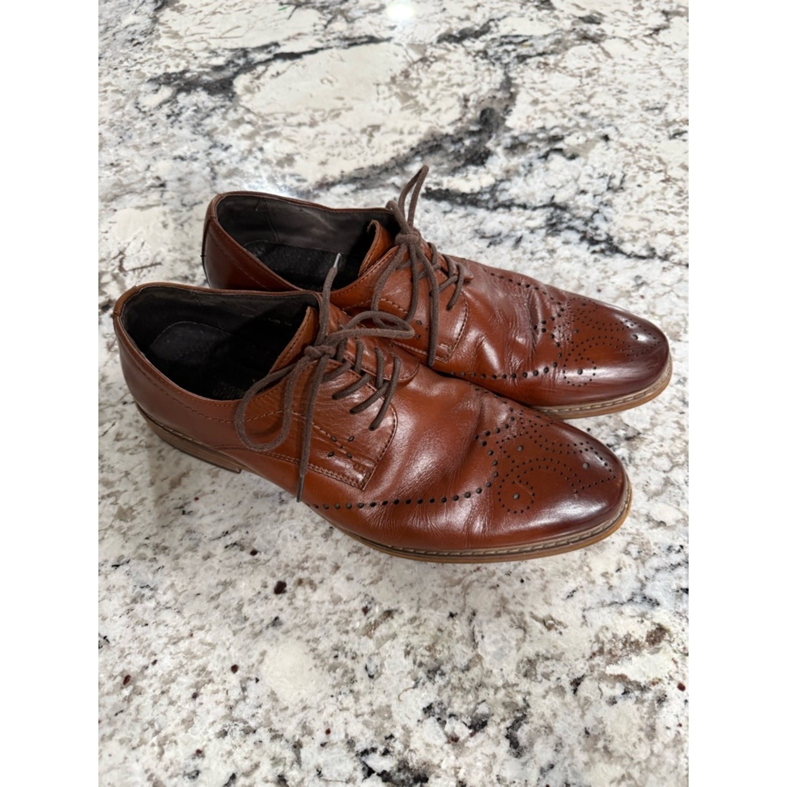 Stacy Adams Men’s Brown Leather Wingtip Dress Shoes size 9M