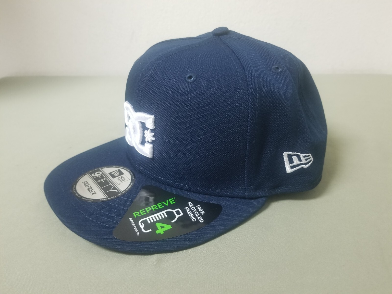 New DC Shoes Skate Empire Fielder Snapback Baseball Cap.